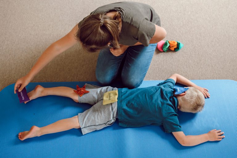 Rhythmic Movement Training auf der Matte